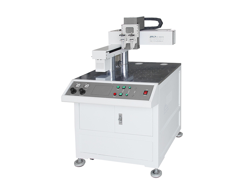 三(san)軸龍(long)門式(shi)自動點(dian)膠(jiao)機(ji)